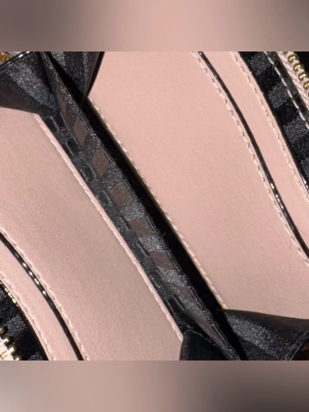 The Victoria Small Wallet By Victoria’s Secret Blush Sand Crocodile Embossed - Picture 6 of 9